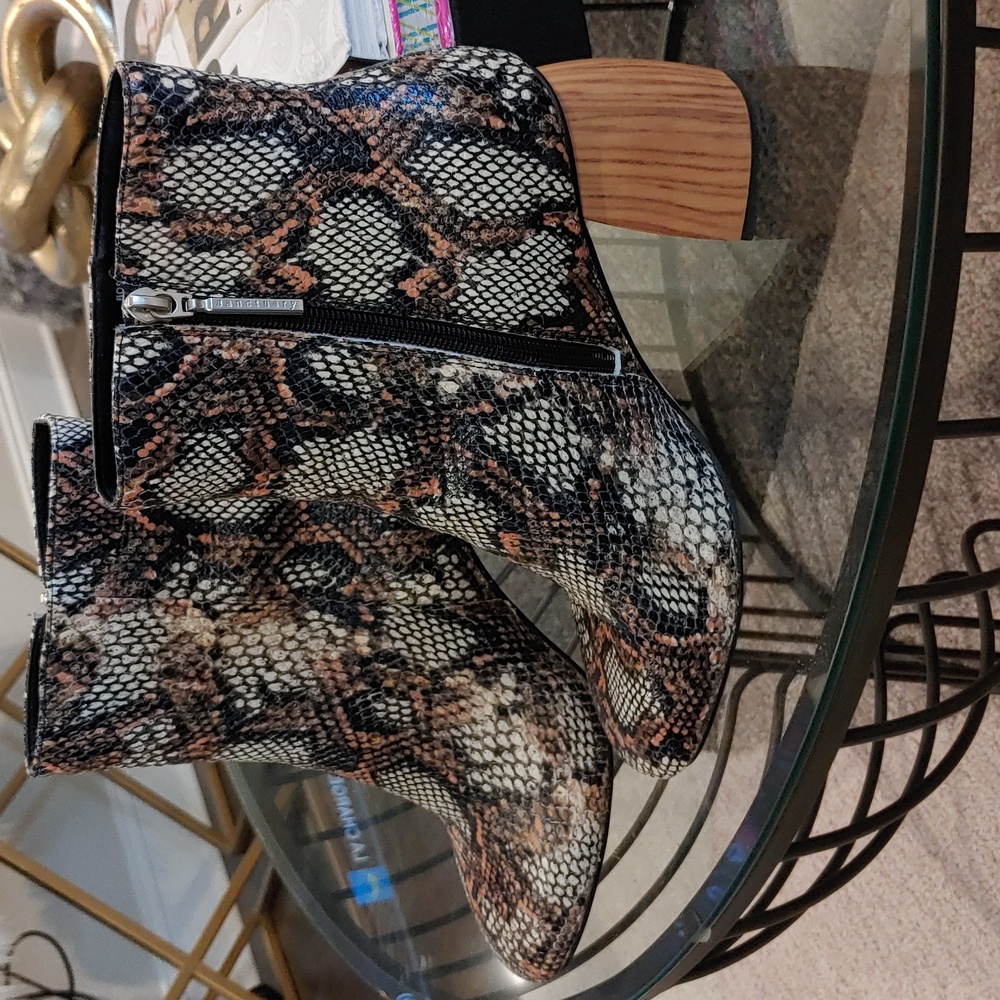 Bootie - Picture 3 of 4